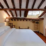 Luxury Apartment Pantheon