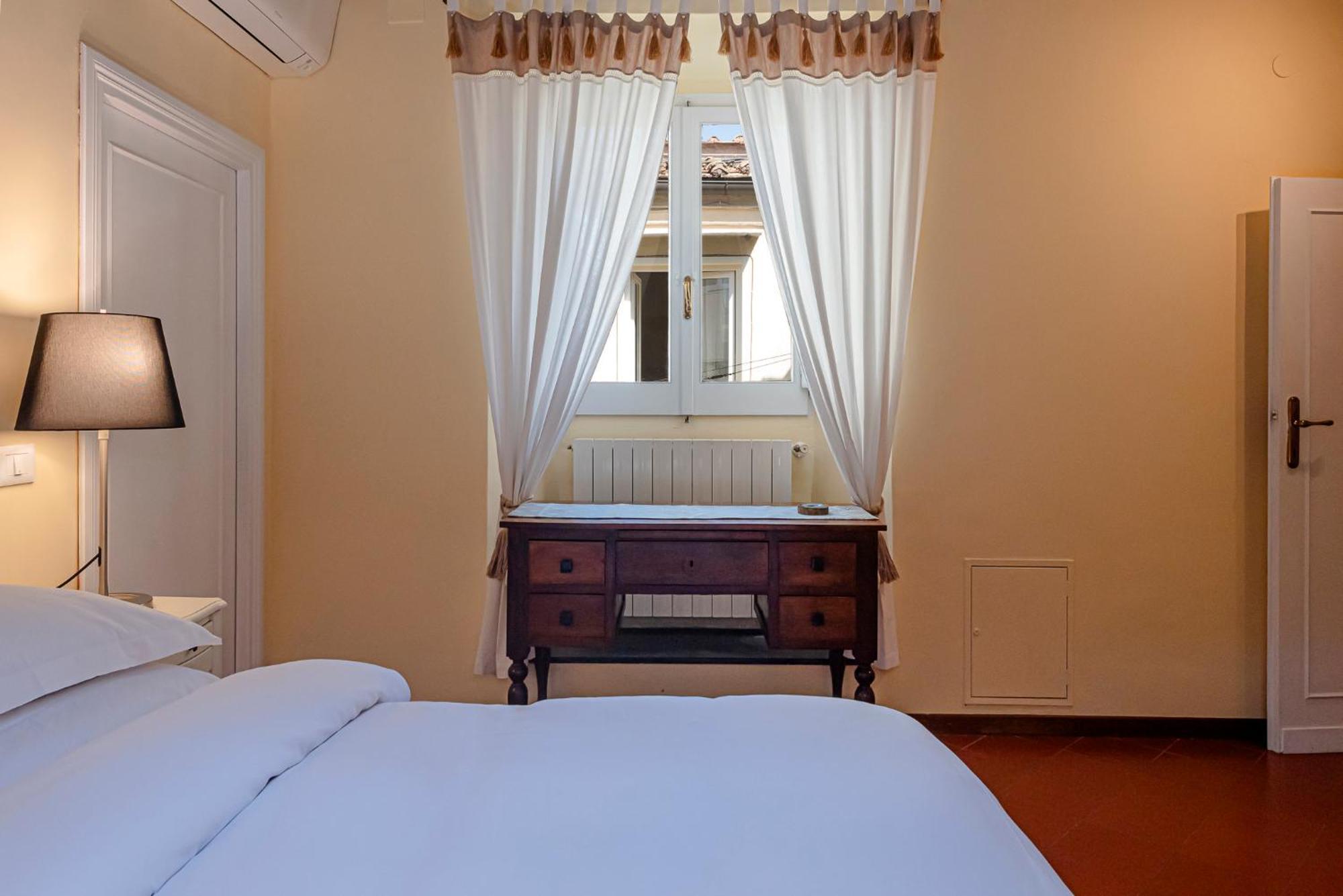 Luxury Pantheon